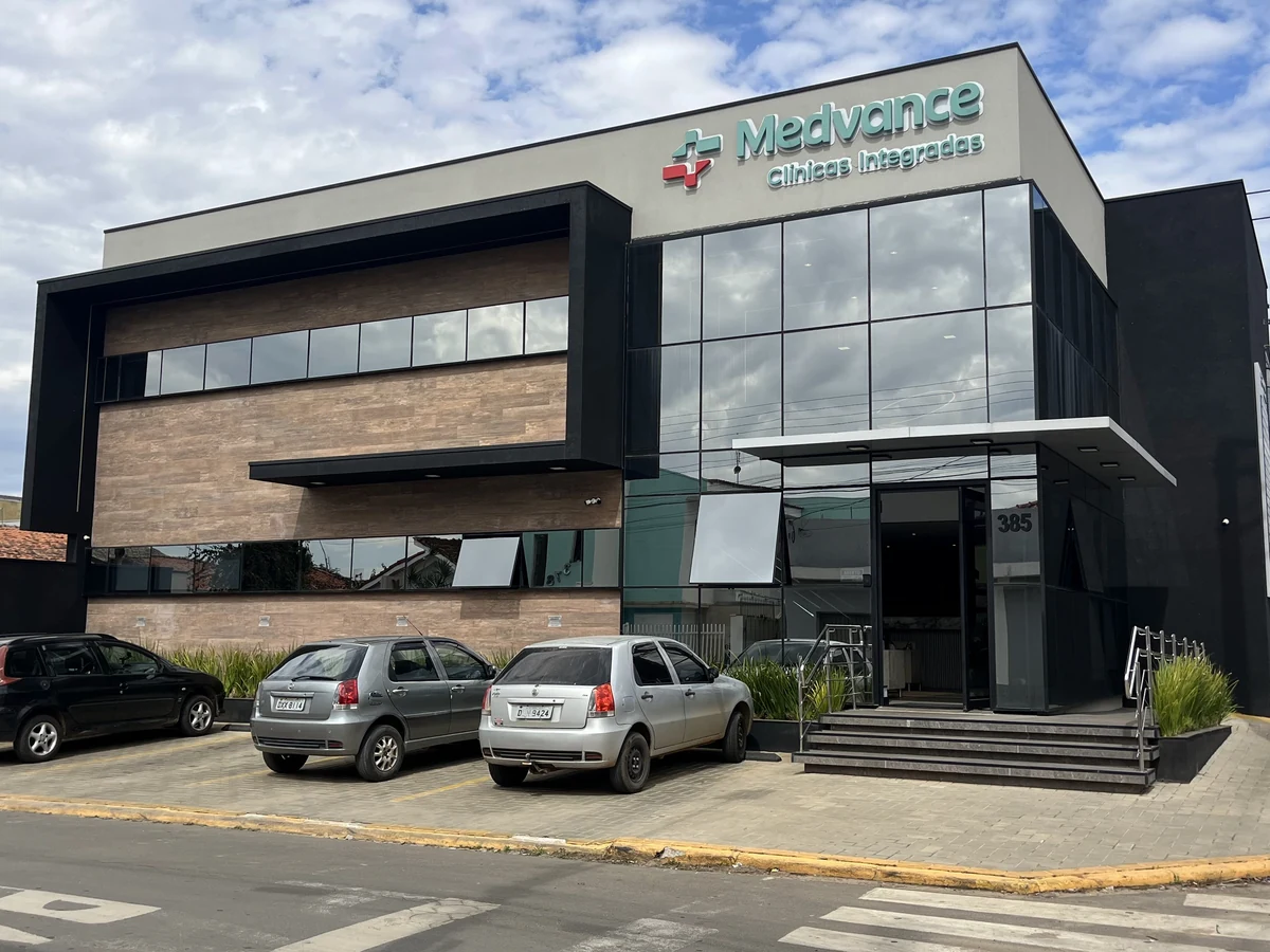 Fachada da Medvance Clínicas Integradas na Rua Miguel Terra, 385, Centro de São Miguel Arcanjo