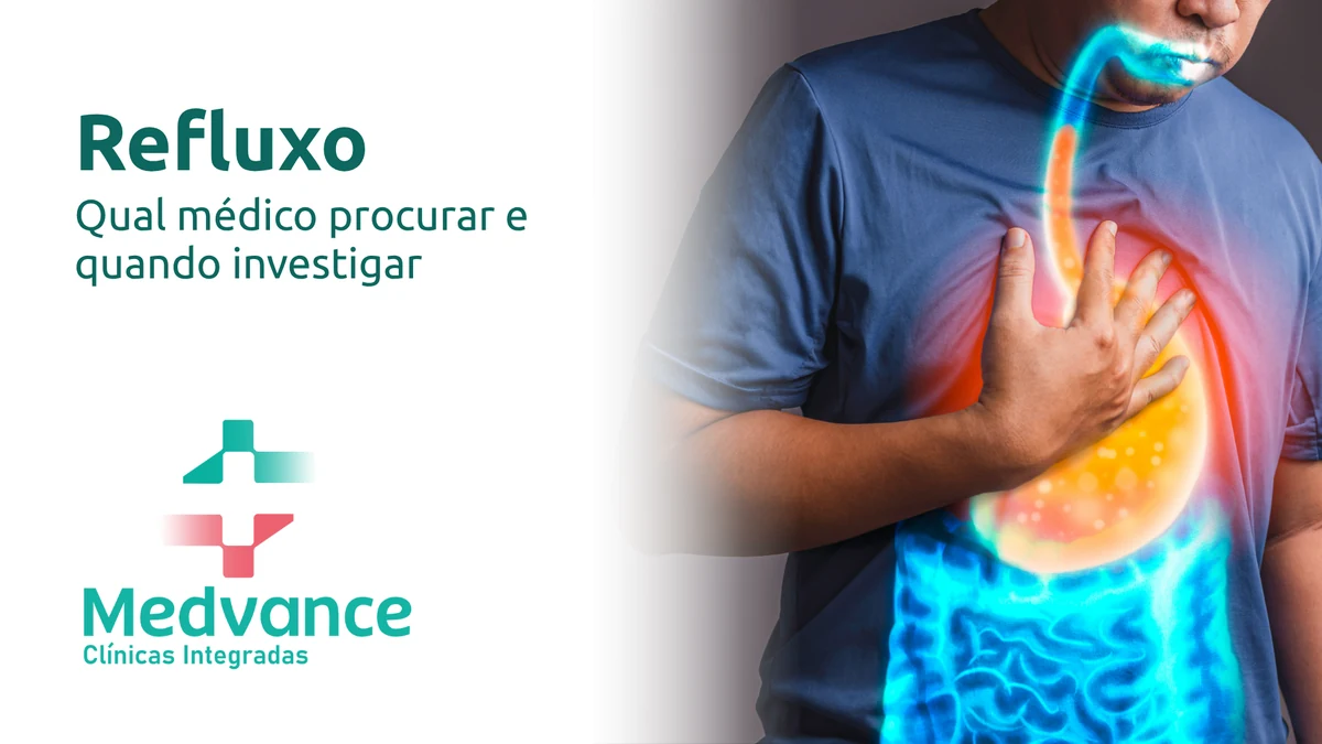 Homem com a mão no peito e ilustração do estômago sobreposta, indicando queimação