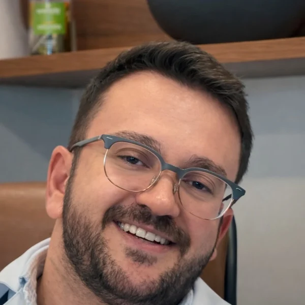 Dr. Fernando José Secanho, cardiologista na Medvance em São Miguel Arcanjo